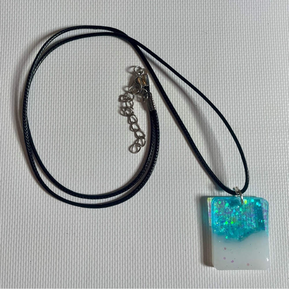 Hand Crafted Resin Blue and White Pendant Necklace